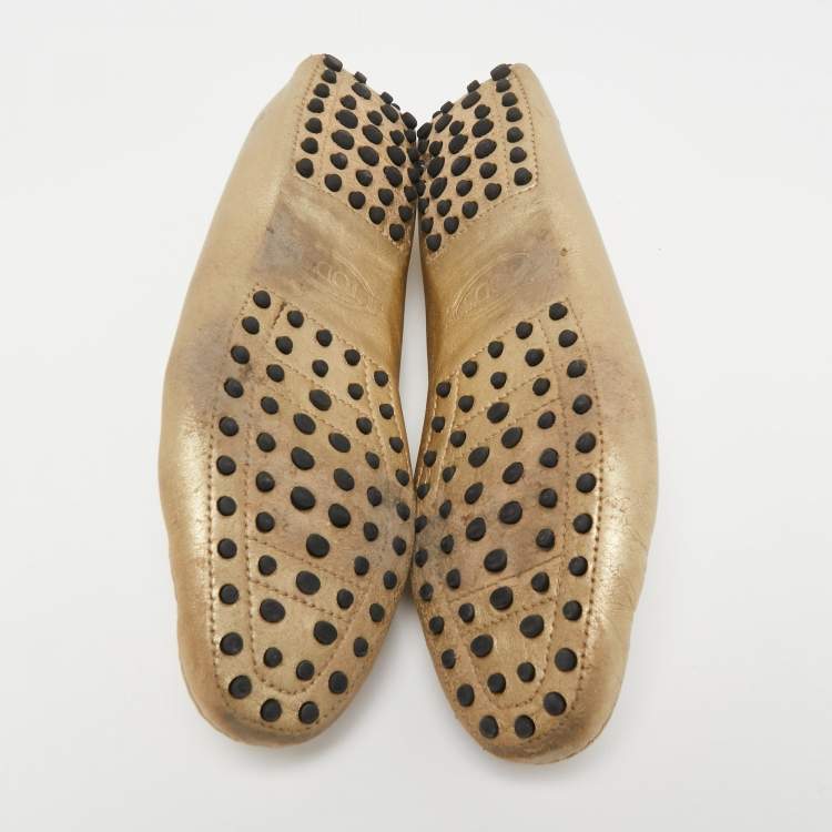 Pre Owned Tod's Gold Leather Slip On Loafers Size 41