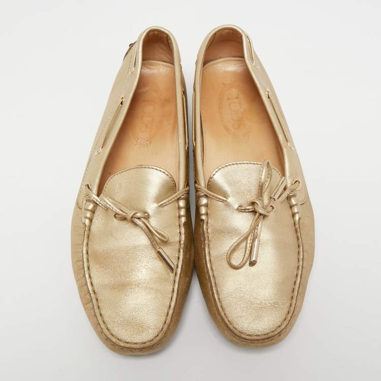 Pre Owned Tod's Gold Leather Slip On Loafers Size 41