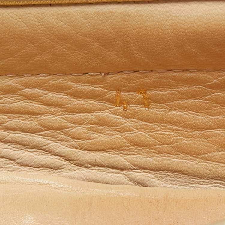 Pre Owned Tod's Gold Leather Slip On Loafers Size 41