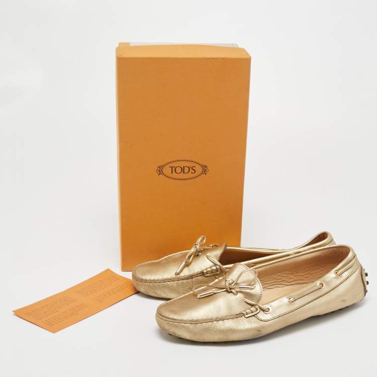 Pre Owned Tod's Gold Leather Slip On Loafers Size 41
