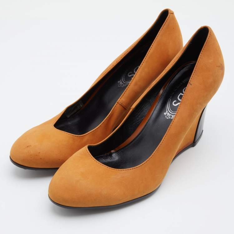Pre Owned Tod's Brown Nubuck Leather Wedge Pumps Size 39