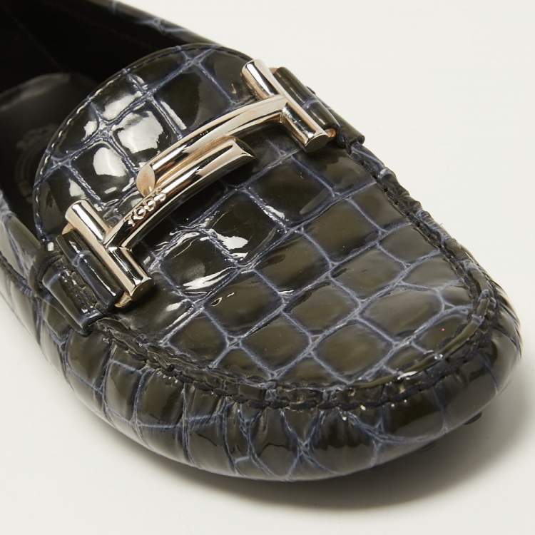 Pre Owned Tod's Green Croc Embossed Patent Leather Slip On Loafers Size 35.5