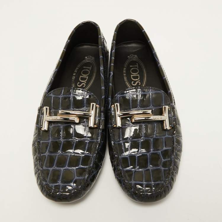 Pre Owned Tod's Green Croc Embossed Patent Leather Slip On Loafers Size 35.5