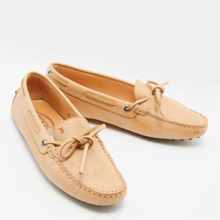 Pre Owned Tod's Beige Leather Bow Slip On Loafers Size 38