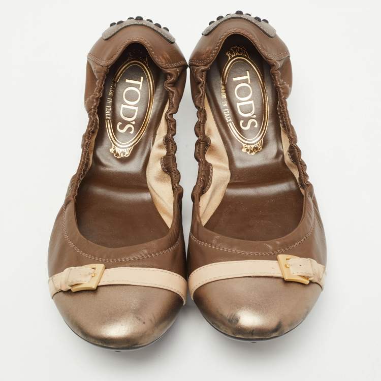 Pre Owned Tod's Brown/Metallic Leather Cap Toe Buckle Detail Scrunch Ballet Flats Size 38.5
