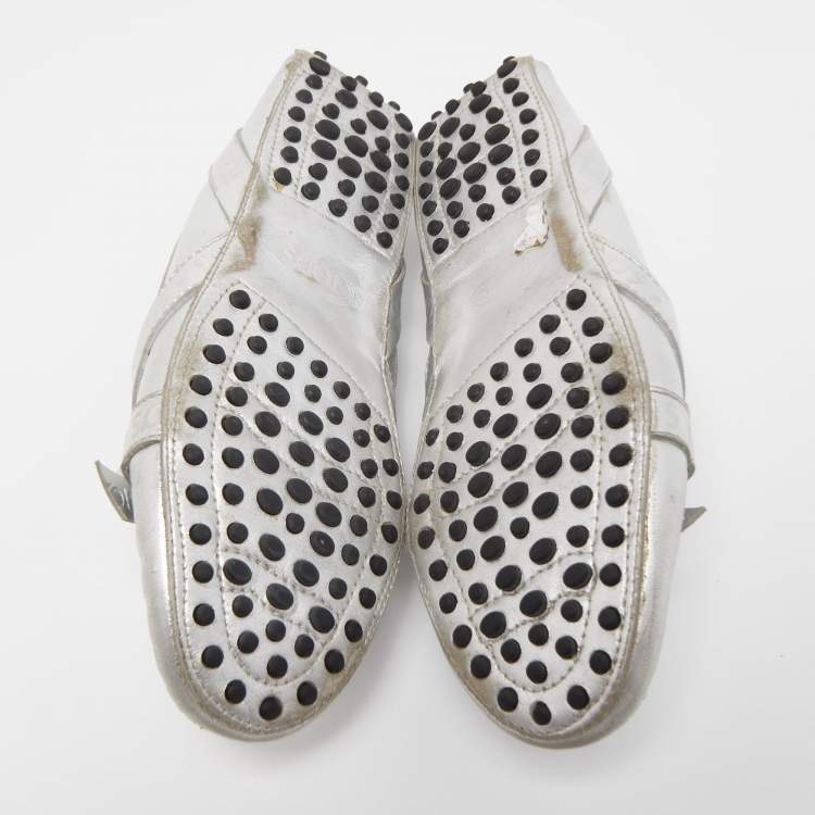 Pre Owned Tod's Silver Leather Logo Bow Loafers Size 36