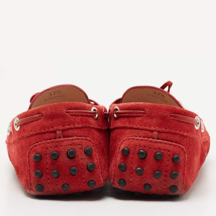 مملوكة مسبقًا Tod's Red Suede Logo Charm Bow Loafers Size 37.5