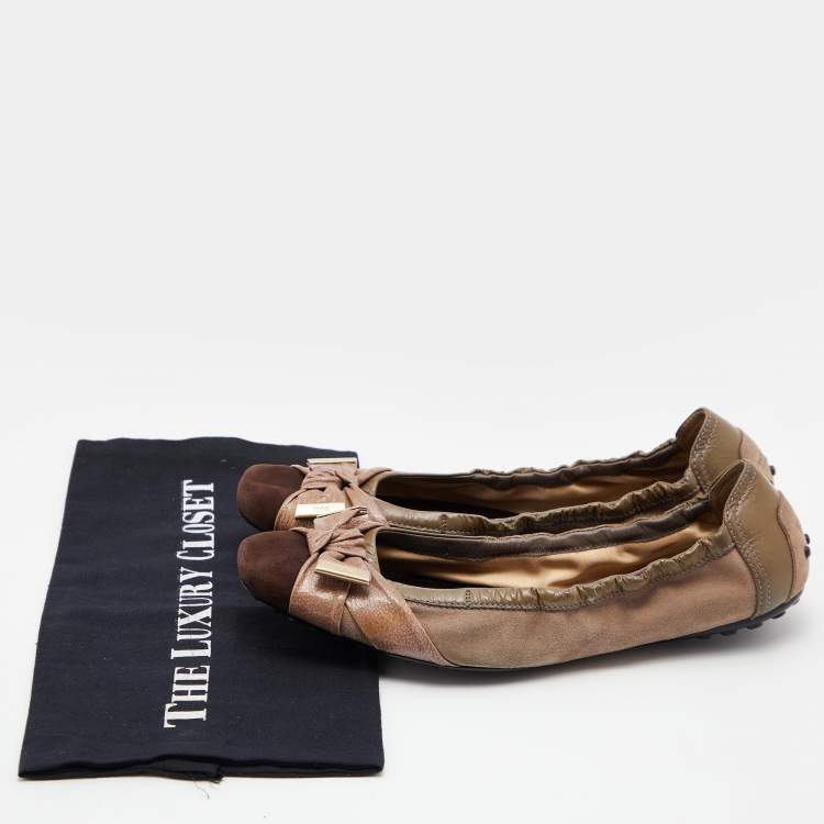 Pre Owned Tod's Brown Suede and Patent Leather Bow Scrunch Ballet Flats Size 39.5