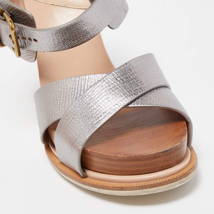 Pre Owned Tod's Silver Leather Ankle Strap Sandals Size 37.5