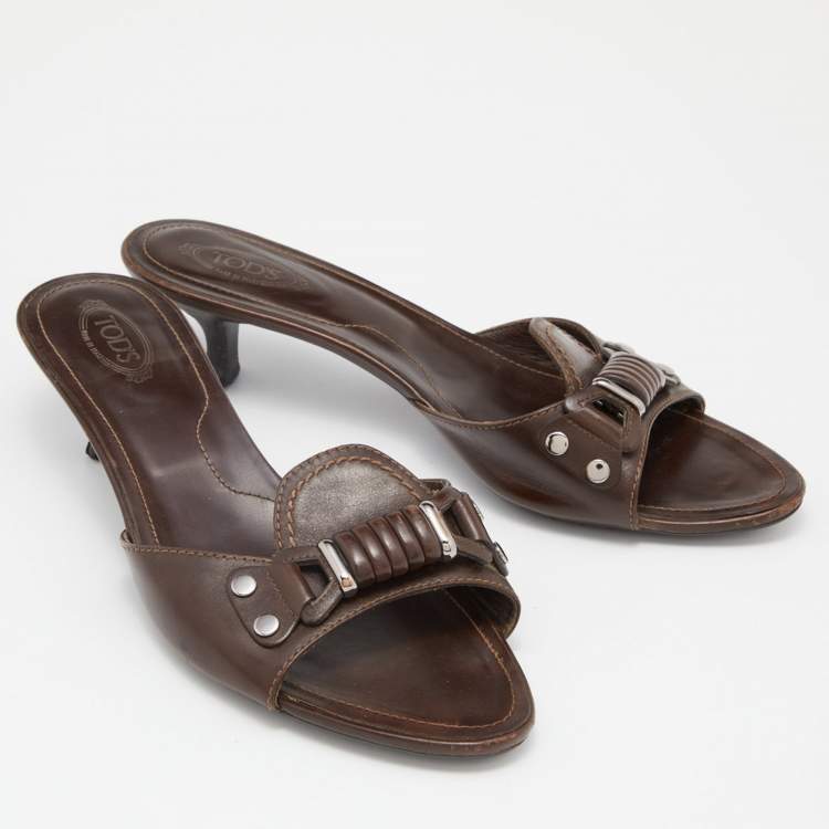Pre Owned Tod's Brown Leather Slide Sandals Size 39.5