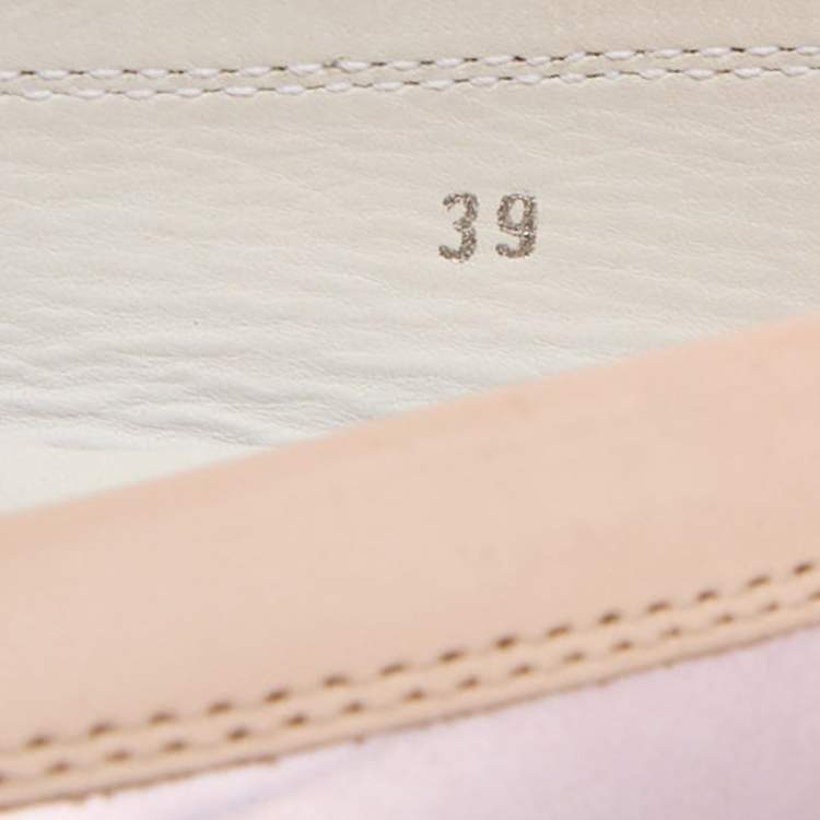 مملوكة مسبقًا Tod's Metallic Purple/Beige Patent and Leather Buckle Loafers Size 39