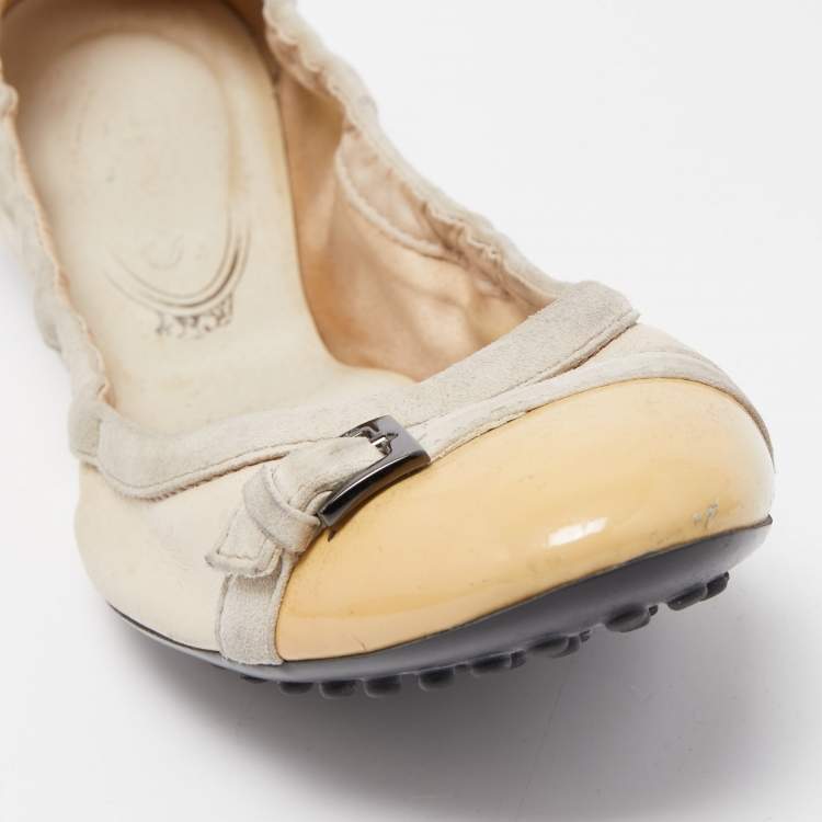 Pre Owned Tod's Beige/Yellow Patent Leather and Suede Cap Toe Scrunch Ballet Flats Size 38.5