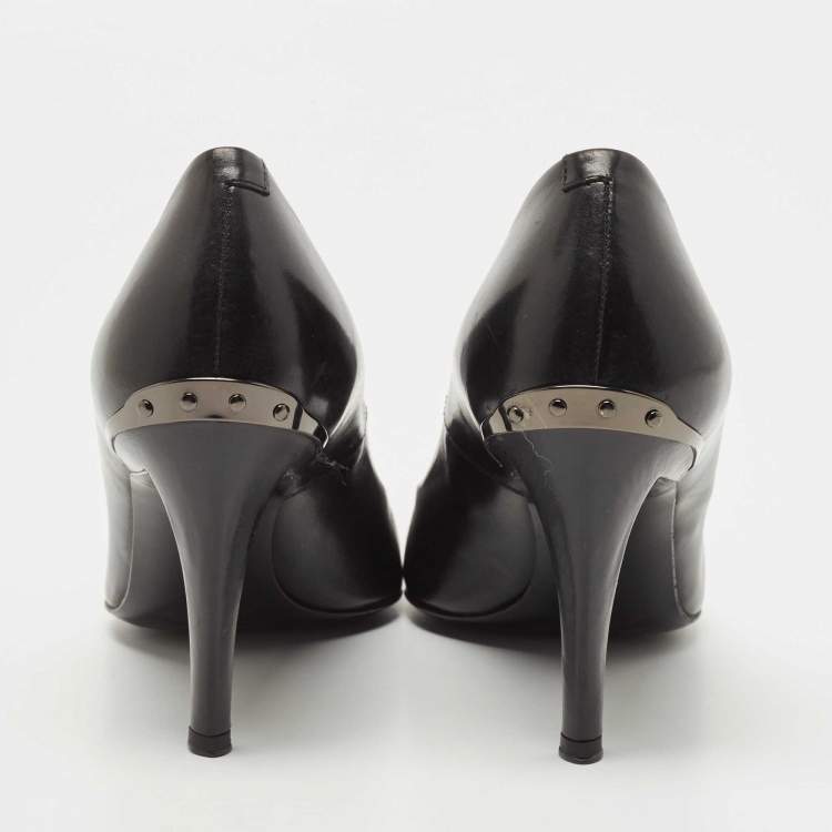 Pre Owned Tod's Black Leather Pointed Toe Pumps Size 39