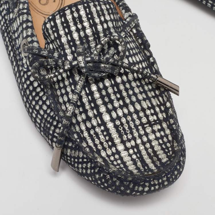 Pre Owned Tod's Silver/Black Textured Suede Bow Loafers Size 36