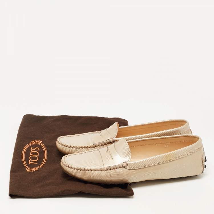 Pre Owned Tod's Beige Textured Patent Leather Penny Loafers Size 39