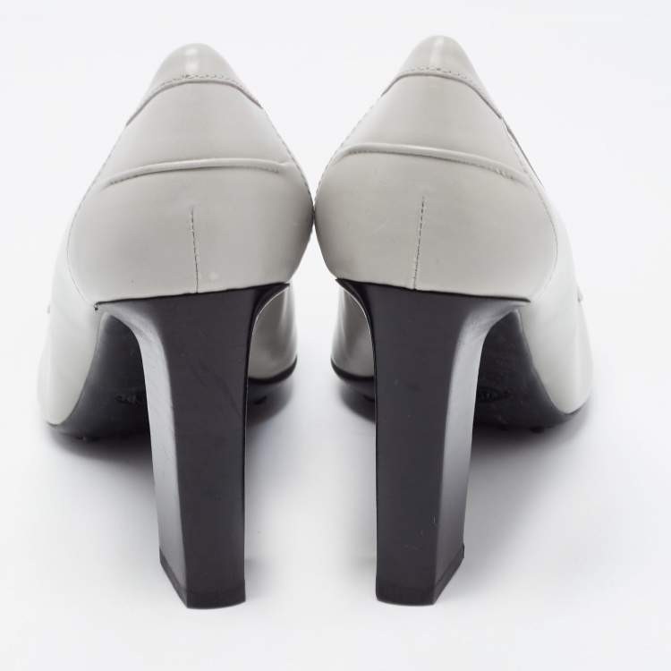 Pre Owned Tod's Grey Leather Slip On Loafers Pumps Size 41