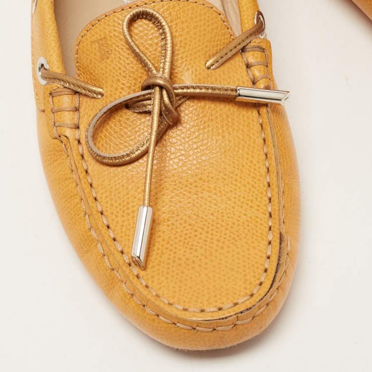 Pre Owned Tod's Yellow Leather Gommino Bow Slip On Loafers Size 36.5