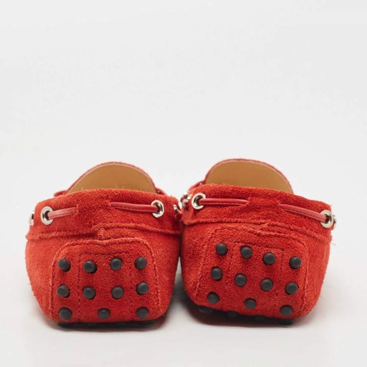 Pre Owned Tod's Red Suede Gommino Bow Slip On Loafers Size 39.5