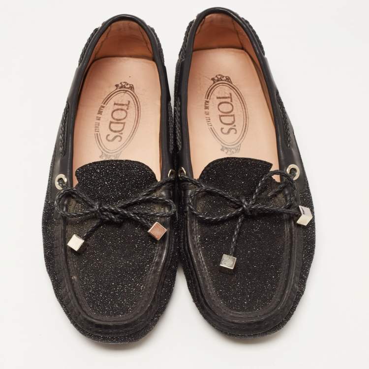مملوكة مسبقًا Tod's Black Glitter Suede Slip On Bow Loafers Size 35