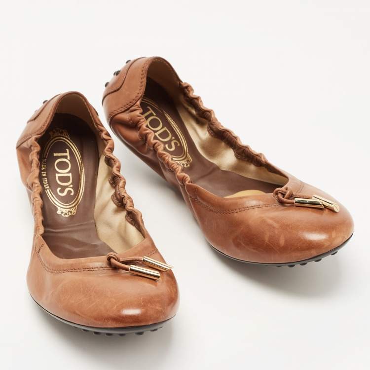 Pre Owned Tod's Brown Leather Bow Scrunch Ballet Flats Size 40