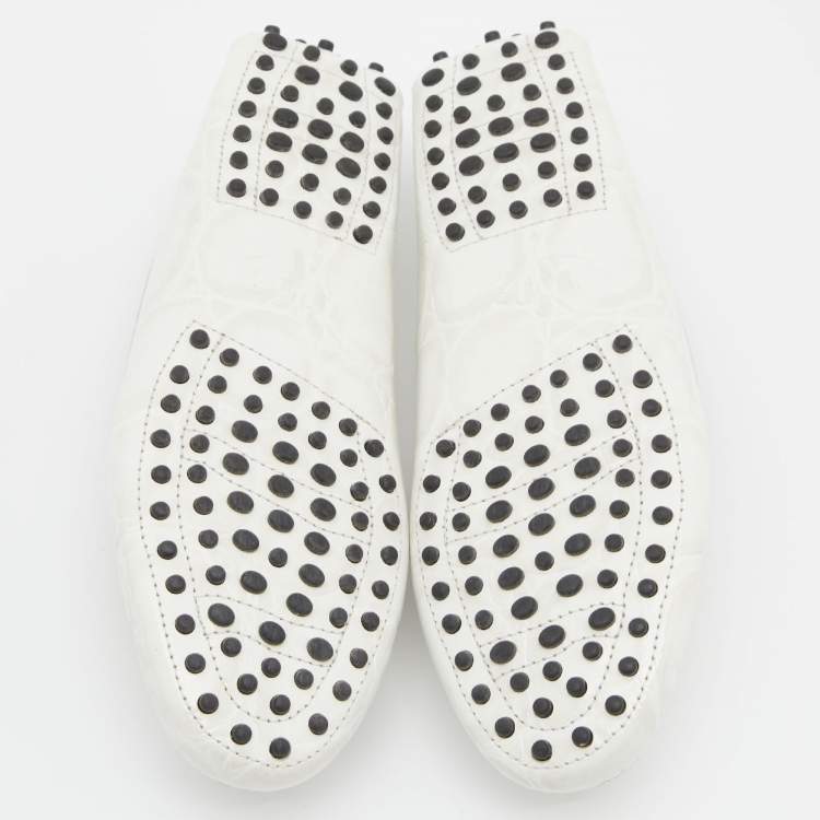 Pre Owned Tod's White Croc Embossed Leather Chain Detail Kate Loafers Size 38.5