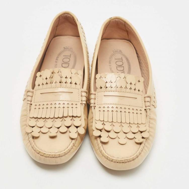 Pre Owned Tod's Beige Patent Leather Laser Cut Fringe Loafers Size 37