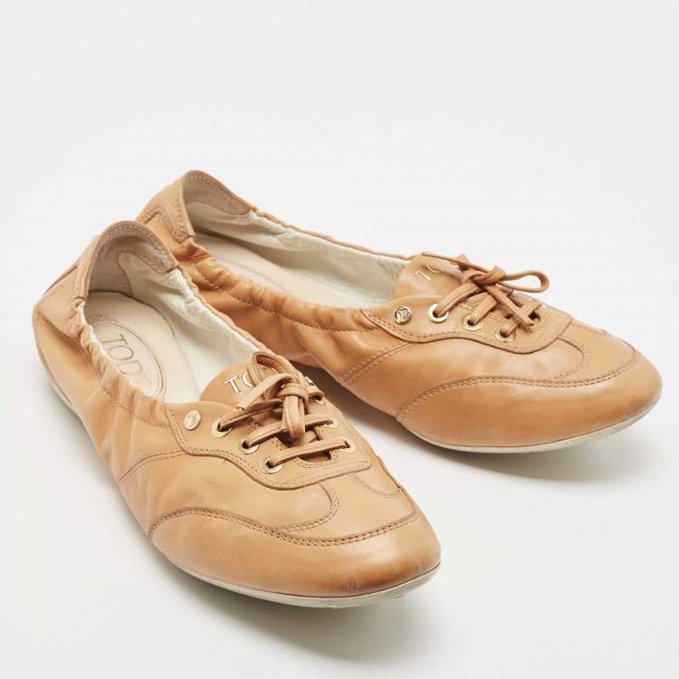 Pre Owned Tod's Tan Leather Scrunch Bow Slip On Loafers Size 41