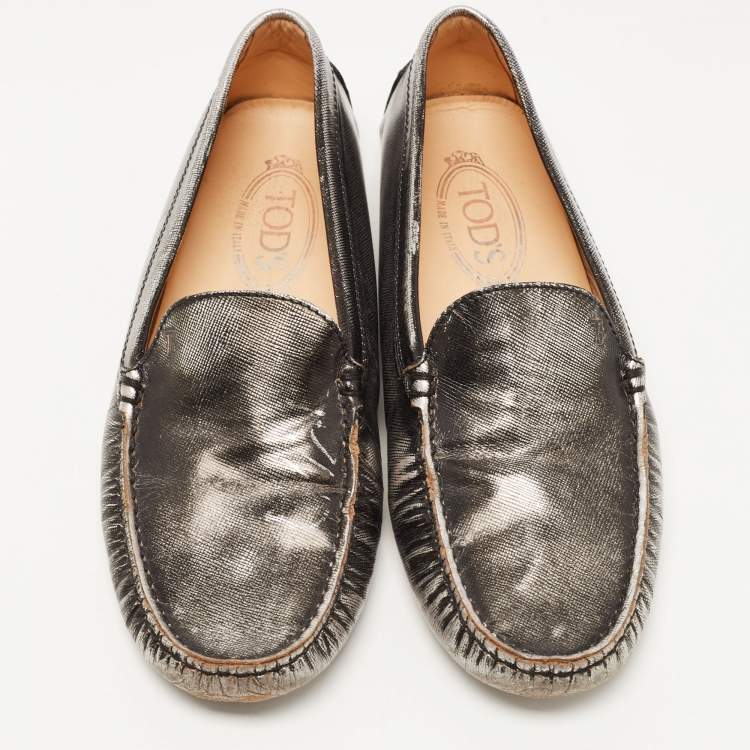 Pre Owned Tod's Metallic Leather Slip On Loafers Size 39