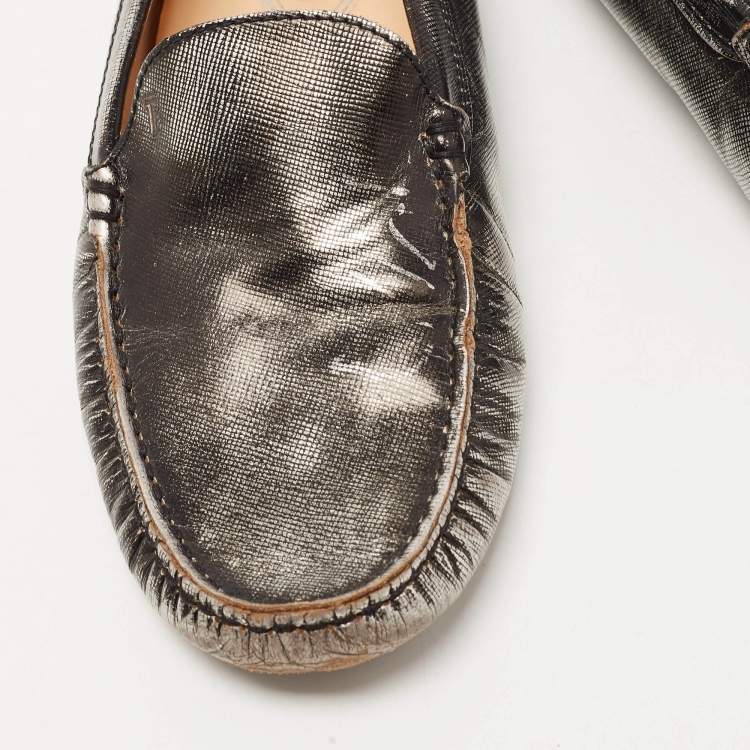 Pre Owned Tod's Metallic Leather Slip On Loafers Size 39