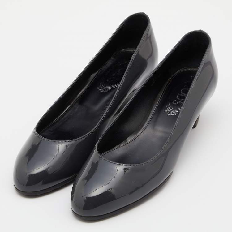 Pre Owned Tod's Grey Patent Leather Wedge Pumps Size 37