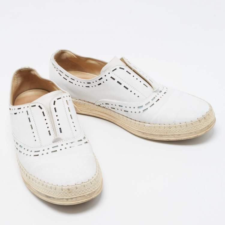 Pre Owned Tod's White Leather Slip on Loafers Size 37.5