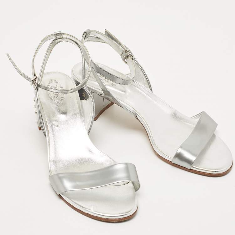 Pre Owned Tod's Silver Foil Leather Studded Block Heel Ankle Strap Sandals Size 40
