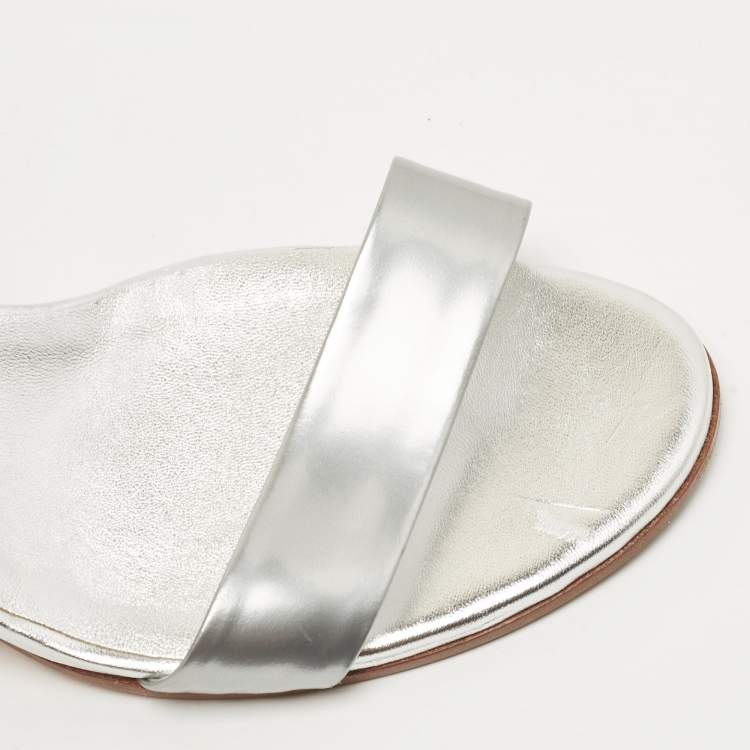 Pre Owned Tod's Silver Foil Leather Studded Block Heel Ankle Strap Sandals Size 40