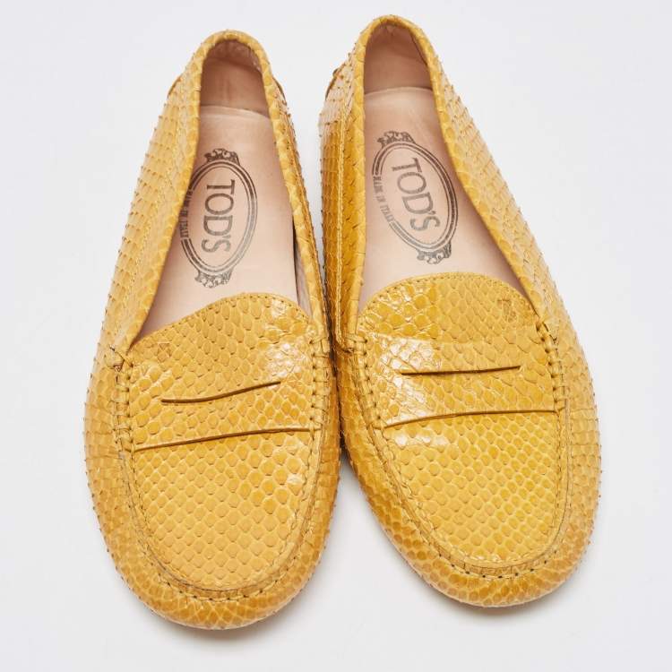 مملوكة مسبقًا Tod's Yellow Python Penny Loafers Size 37 