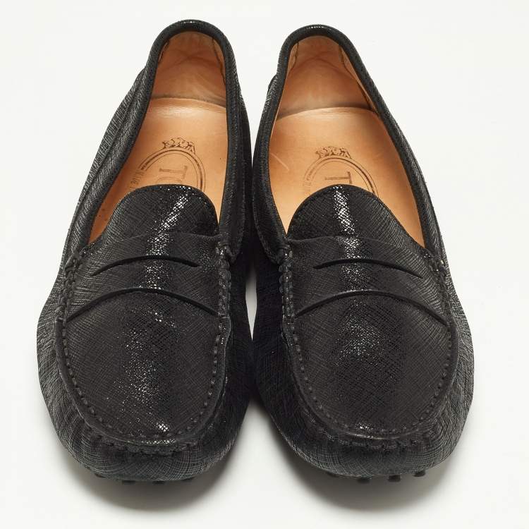 Pre Owned Tod's Black Laminated Suede Penny Loafers Size 35