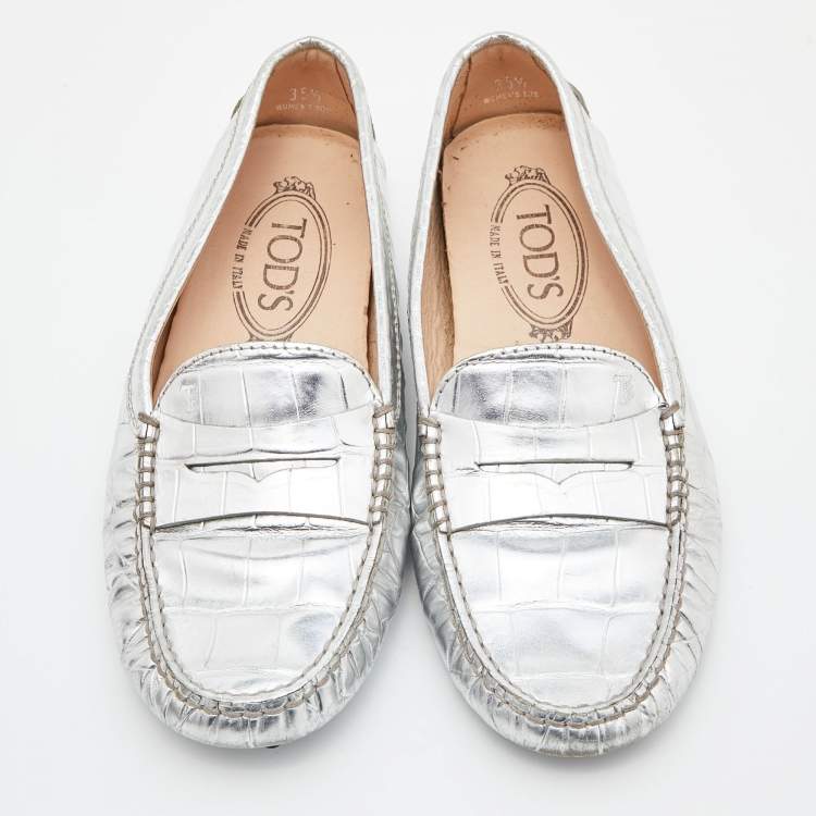 Pre Owned Tod's Silver Croc Embossed Leather Loafers Size 35.5