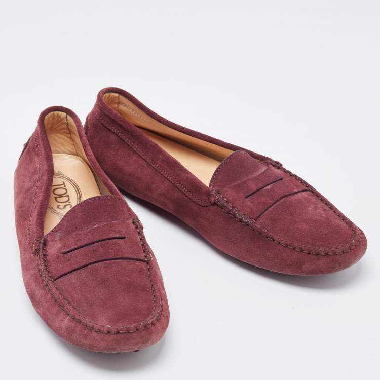 مملوكة مسبقًا Tod's Purple Suede Gommino Loafers Size 38