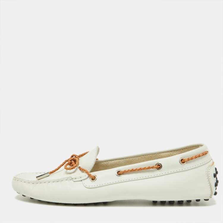 Pre Owned Tod's White Leather Gommino Bow Slip On Loafers Size 40