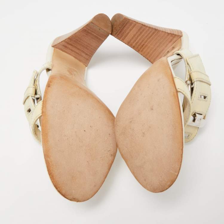 Pre Owned Tod's Cream Patent Leather Peggy Buckle Slide Sandals Size 37
