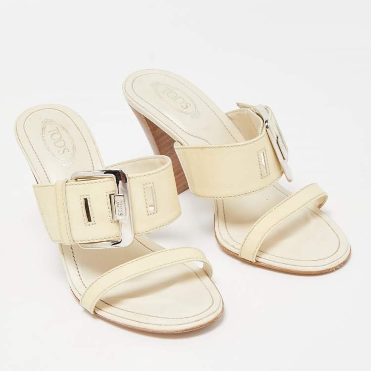 Pre Owned Tod's Cream Patent Leather Peggy Buckle Slide Sandals Size 37