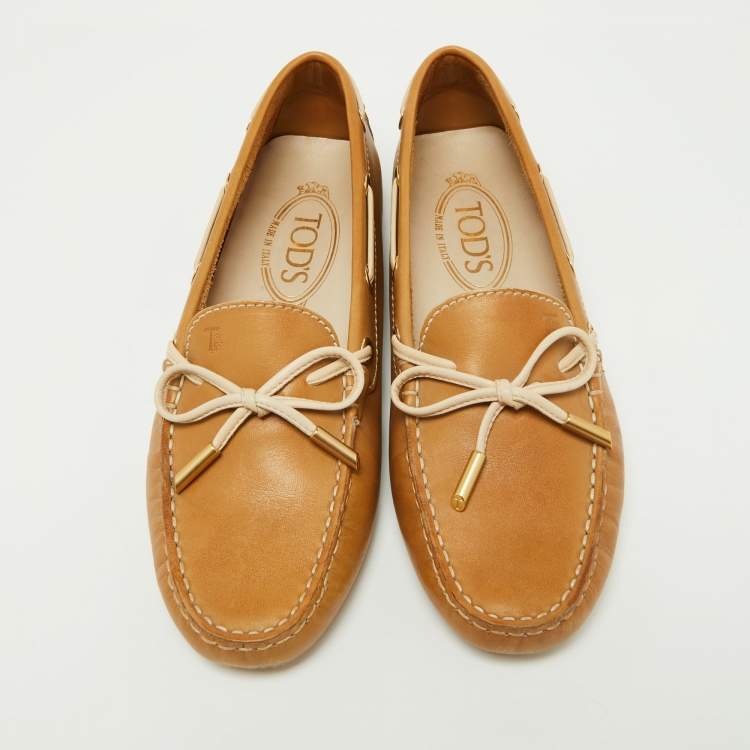 Pre Owned Tod's Beige Leather Bow Loafers Size 35.5