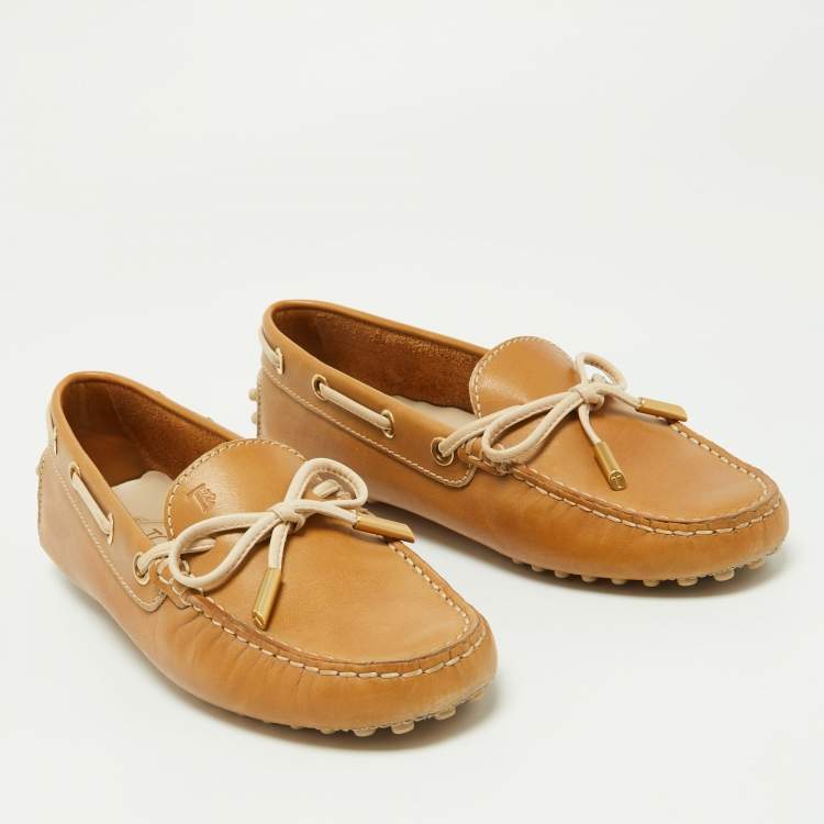 Pre Owned Tod's Beige Leather Bow Loafers Size 35.5