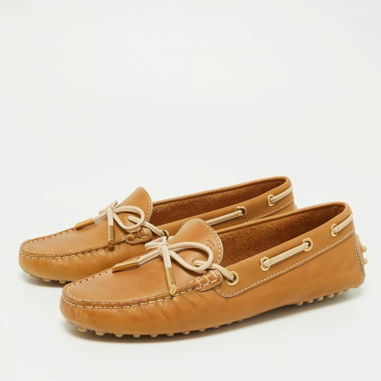 Pre Owned Tod's Beige Leather Bow Loafers Size 35.5