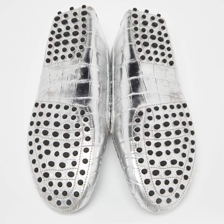Pre Owned Tod's Silver Croc Embossed Leather Slip On Loafers Size 39.5
