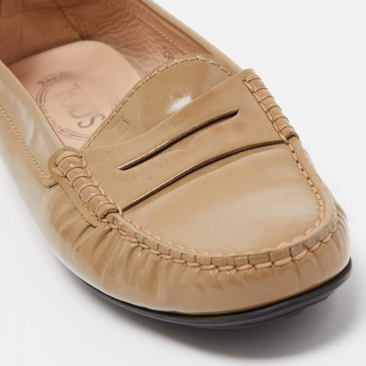 Pre Owned Tod's Beige Patent Leather Penny Loafers Size 37.5