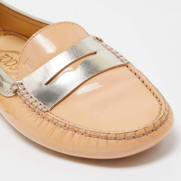 Pre Owned Tod's Beige/Gold Patent Leather Penny Slip On Loafers Size 38.5