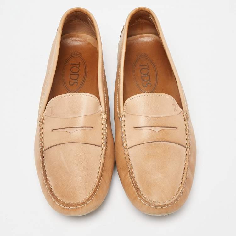Pre Owned Tod's Beige Leather Penny Loafers  Size 38.5
