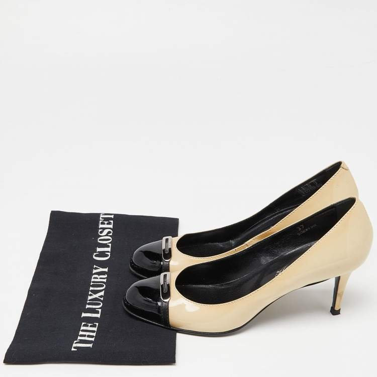 Pre Owned Tod's Beige/Black Patent Leather Cap Toe Pumps Size 37