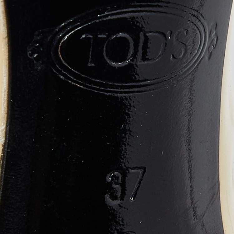 Pre Owned Tod's Beige/Black Patent Leather Cap Toe Pumps Size 37