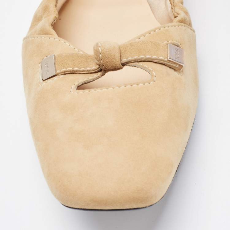Pre Owned Tod's Beige Suede Bow Scrunch Ballet Flats Size 37